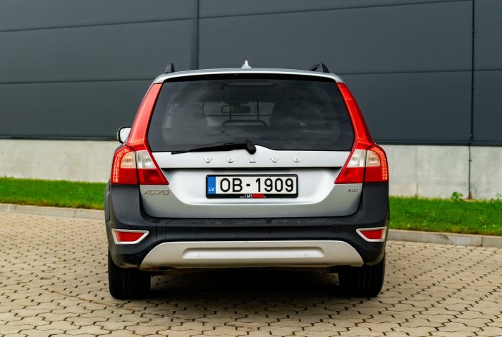 VOLVO XC70