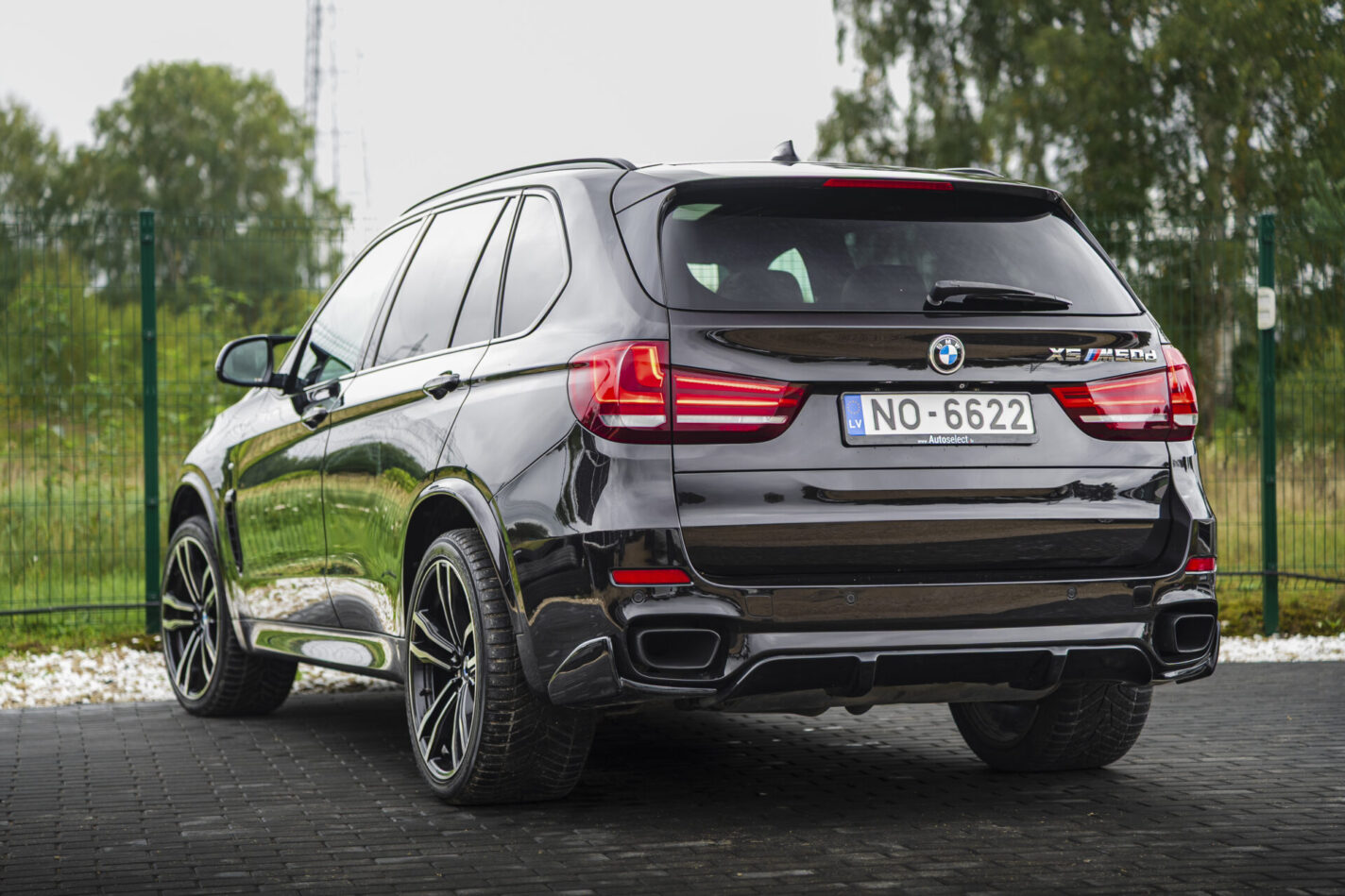BMW X5 M50D