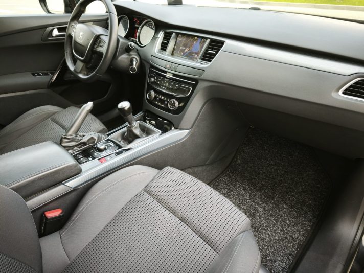 Peugeot 508 SW   2.0 DIZELIS 120 KWT