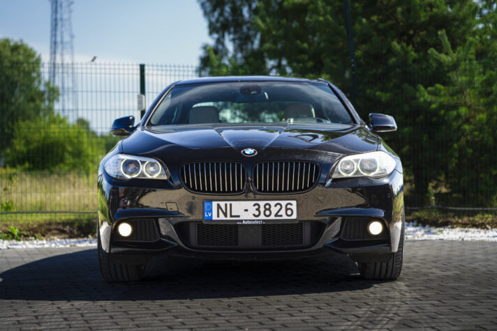 BMW 525