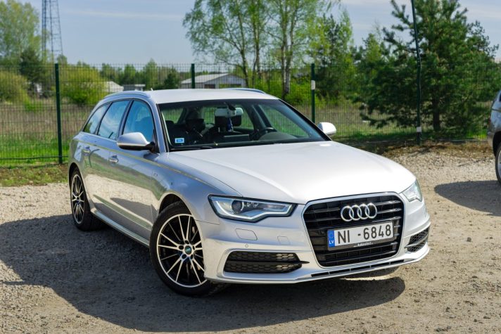 AUDI A6 AVANT
