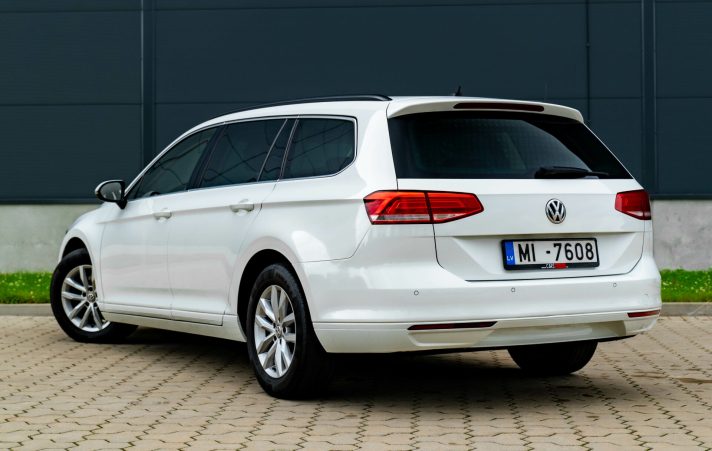VW PASSAT