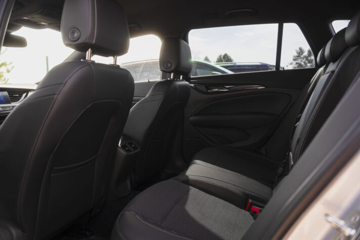 OPEL INSIGNIA SPORTS TOURER 4X4