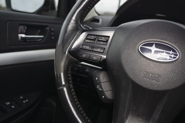 SUBARU LEGACY