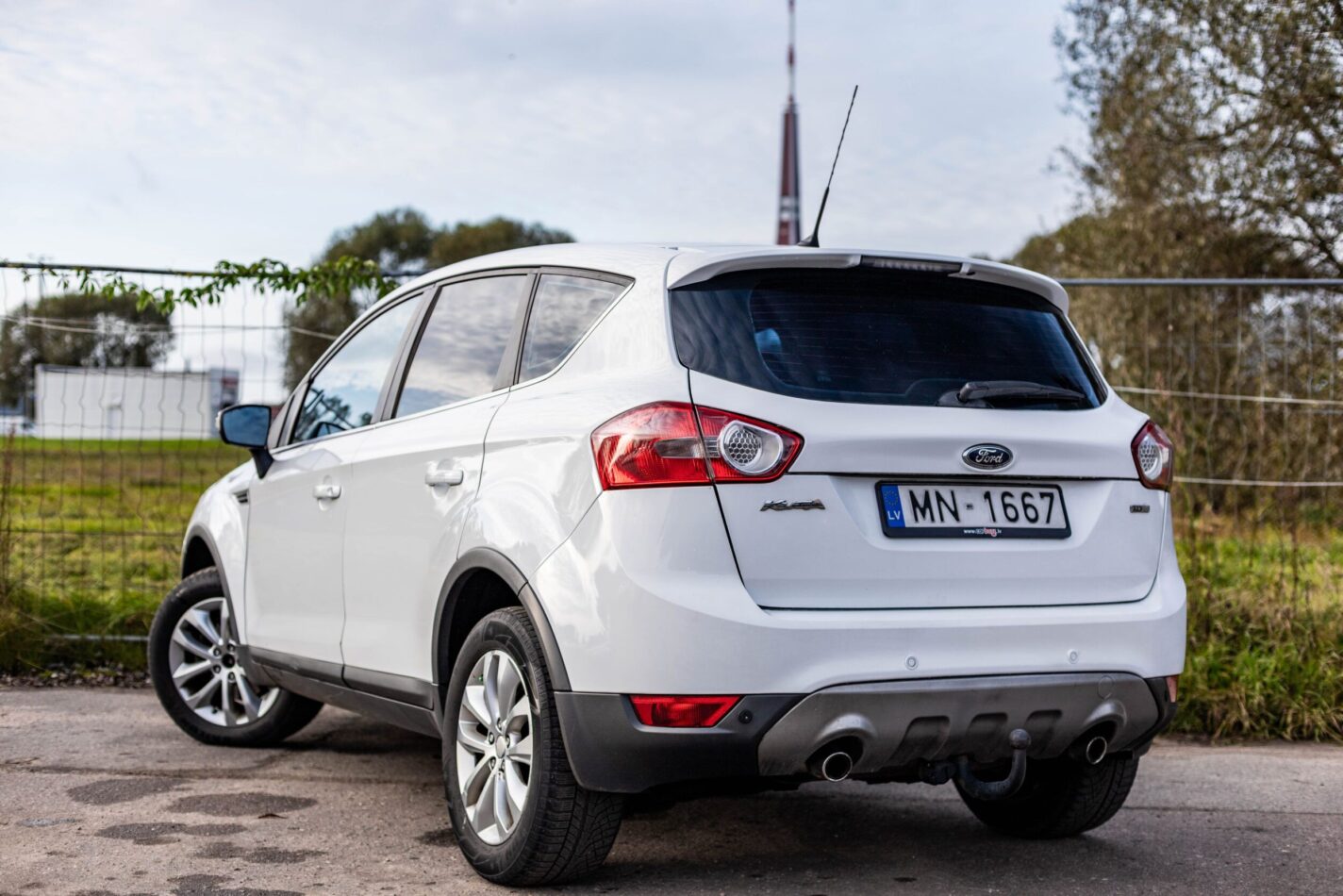 FORD KUGA