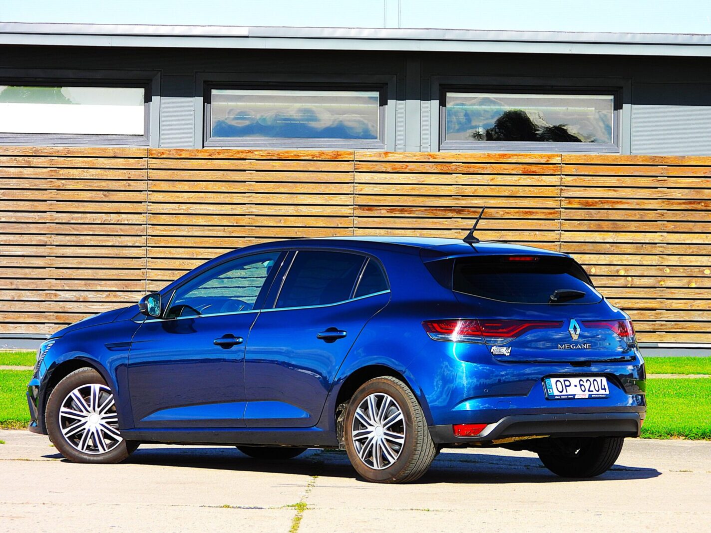 RENAULT MEGANE
