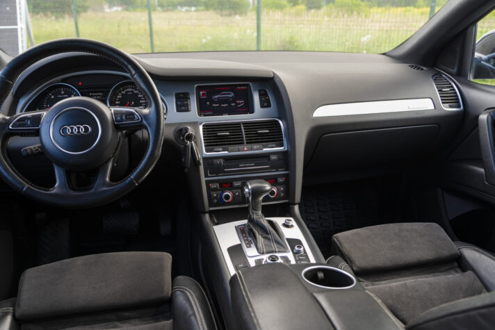 AUDI Q7 S-LINE FACE-LIFT