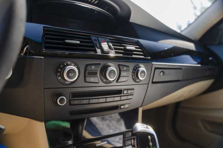 BMW 525