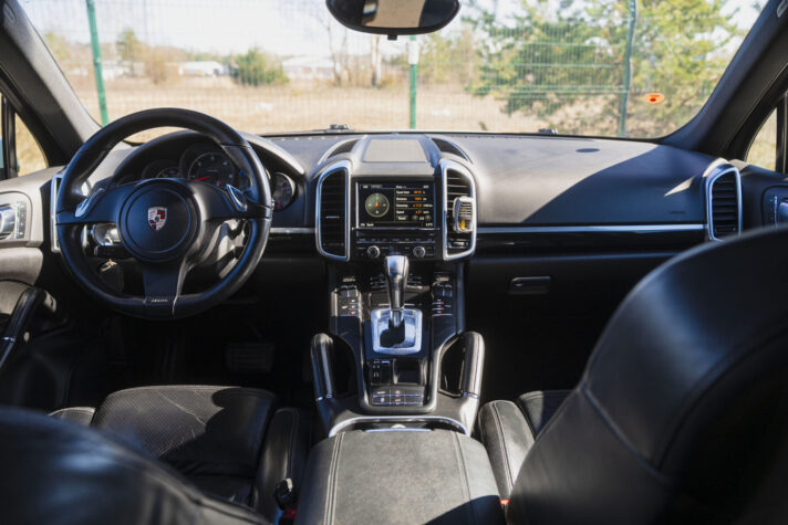 PORSCHE CAYENNE DIESEL