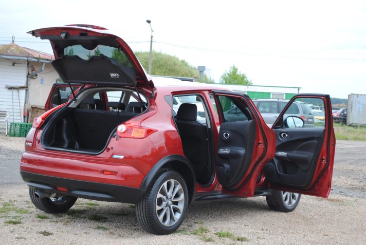 NISSAN JUKE