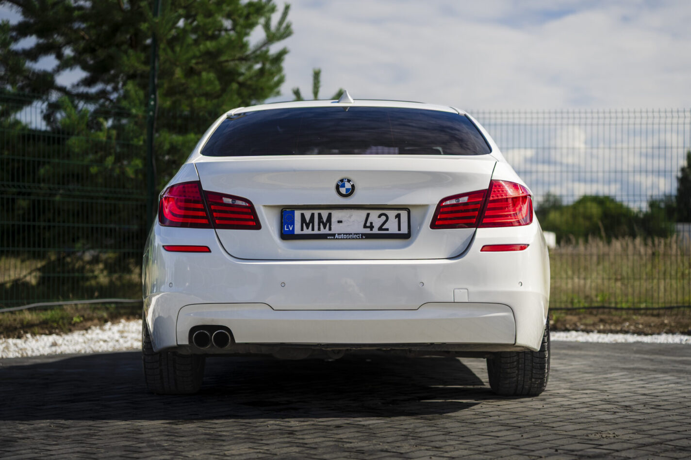 BMW 525
