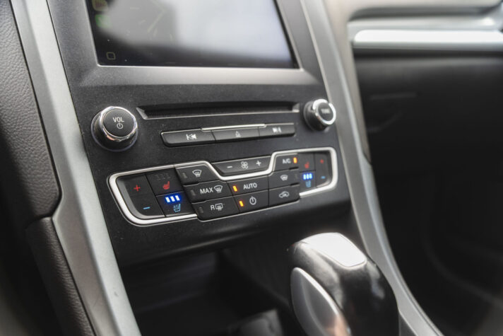 FORD MONDEO