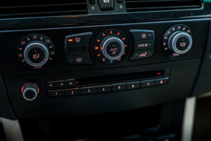 BMW 523