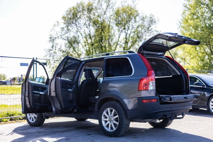 VOLVO XC90