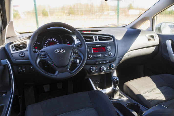 KIA CEE D