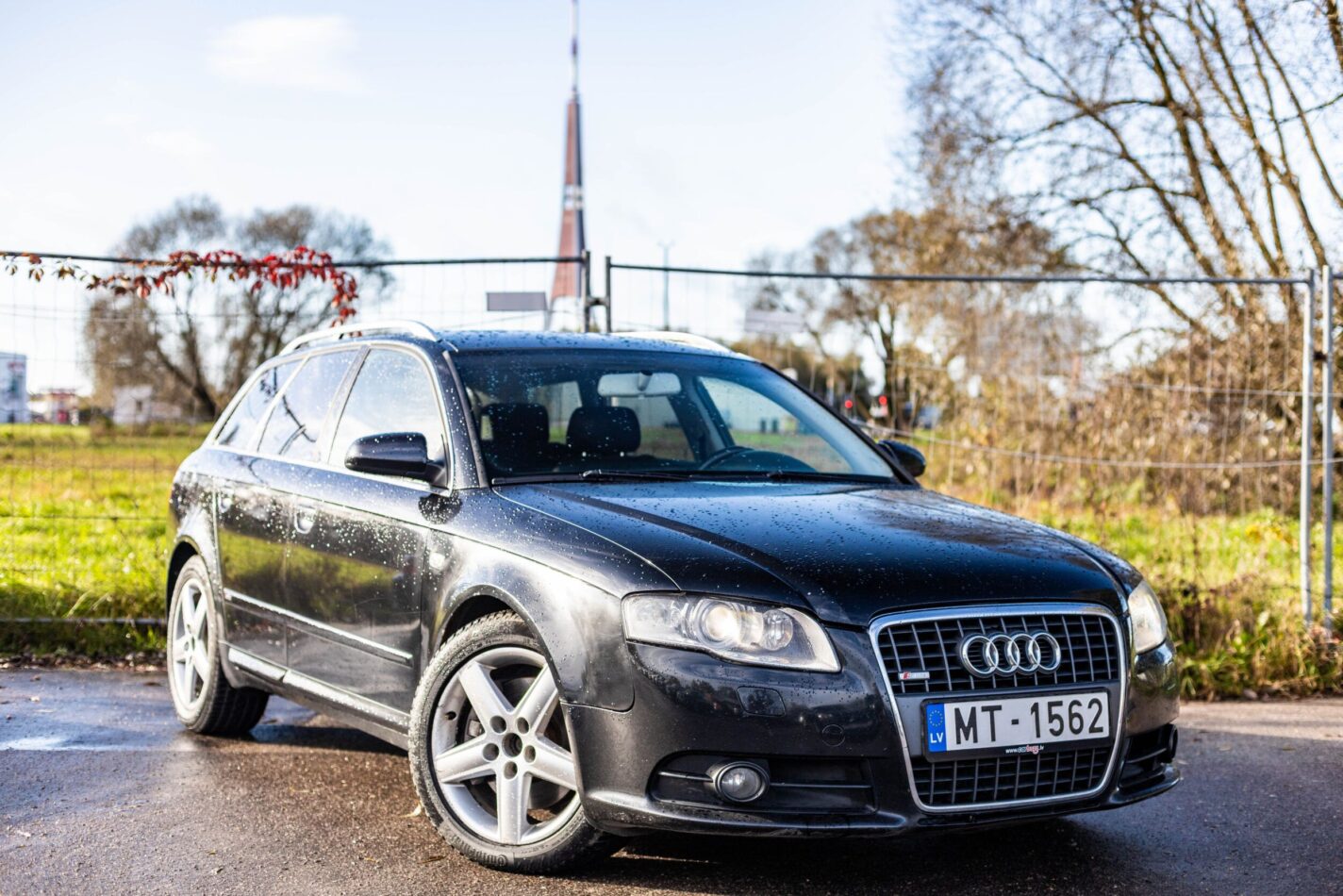 AUDI A4
