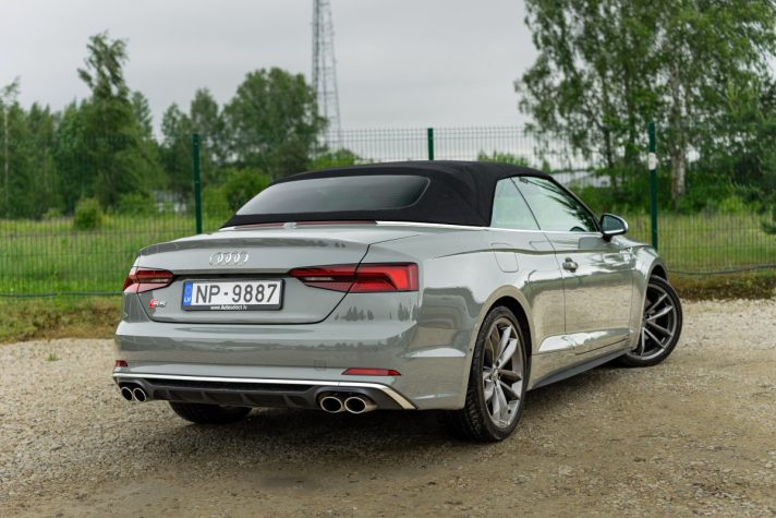 AUDI S5 CABRIOLET