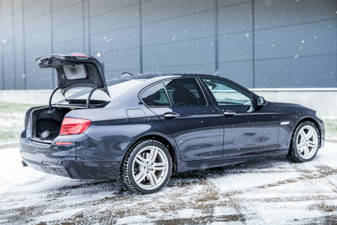 BMW 530