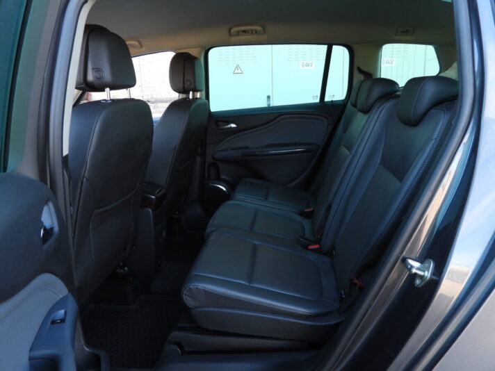 OPEL ZAFIRA TOURER