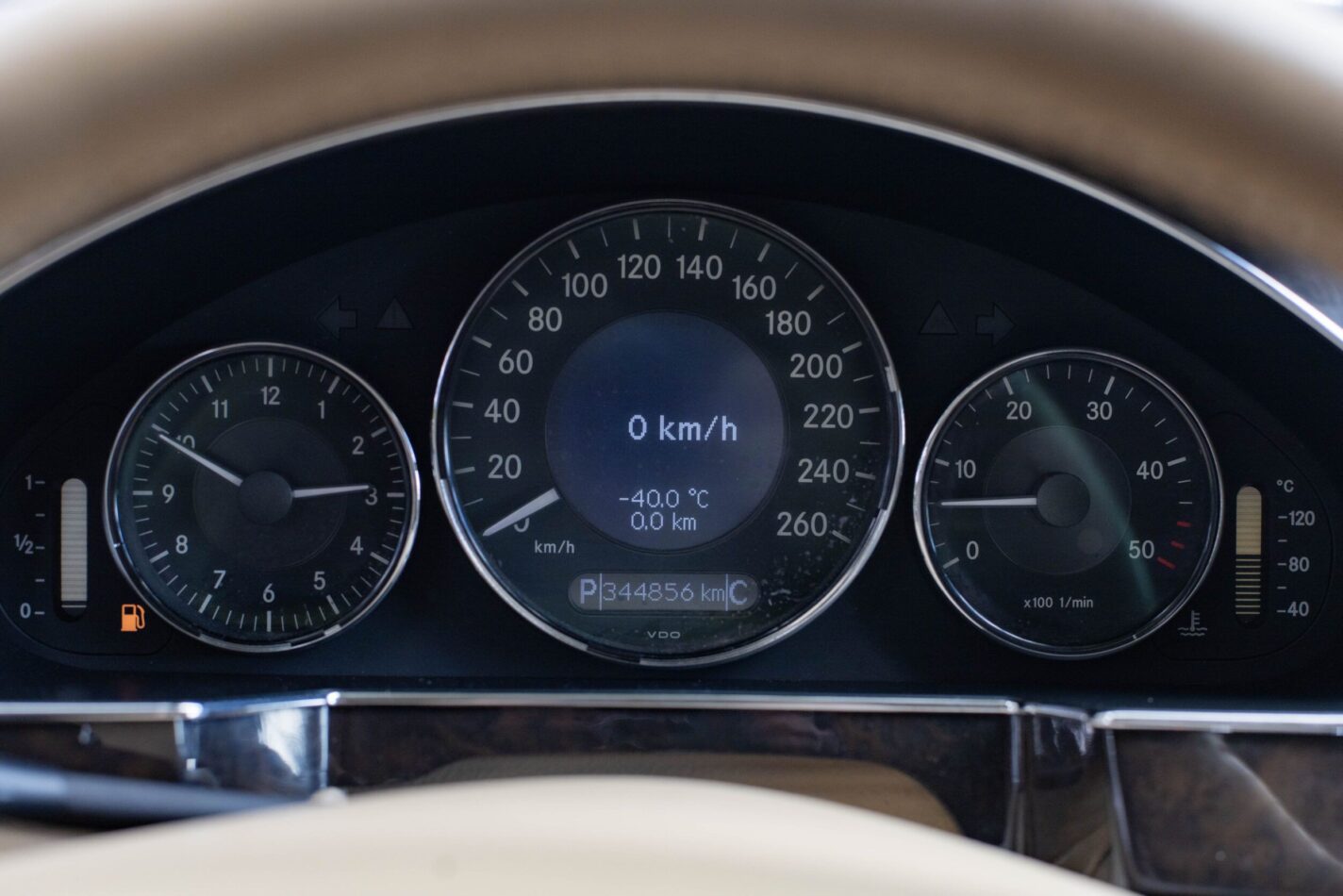 MERCEDES BENZ CLS 320