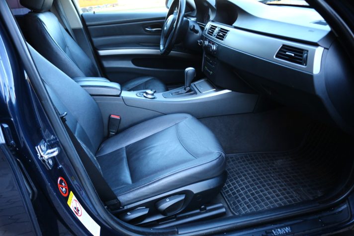 BMW 320 120KW. AUTOMĀTS