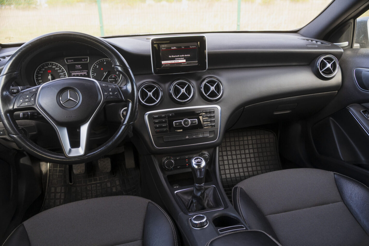 MERCEDES BENZ A180