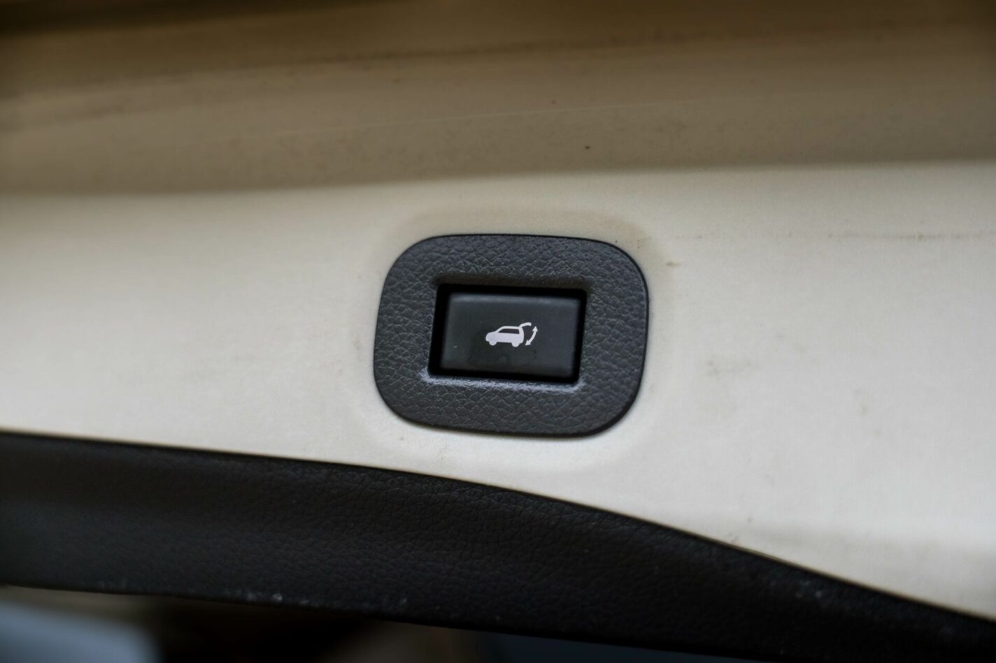 NISSAN X TRAIL