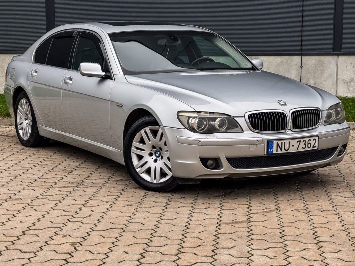 BMW 730