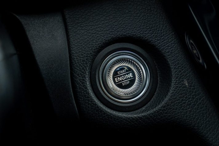 MERCEDES BENZ C200D