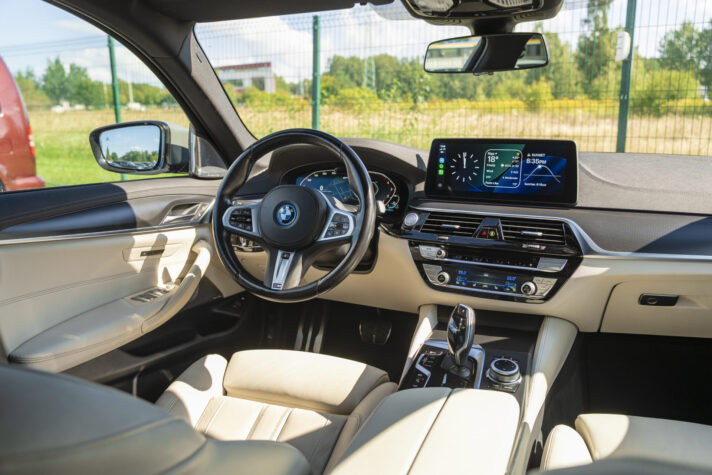 BMW 530E M-PACK
