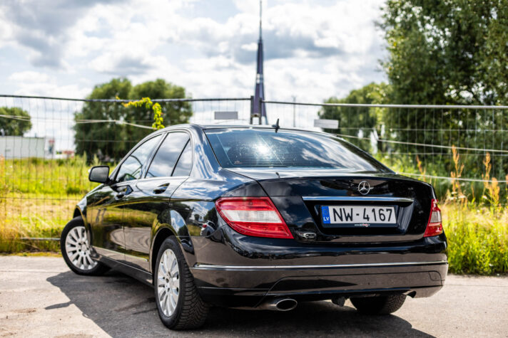 MERCEDES BENZ C220