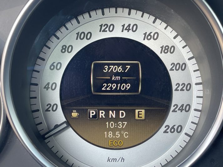 Mercedes Bens c220 Dizelis 125 kw