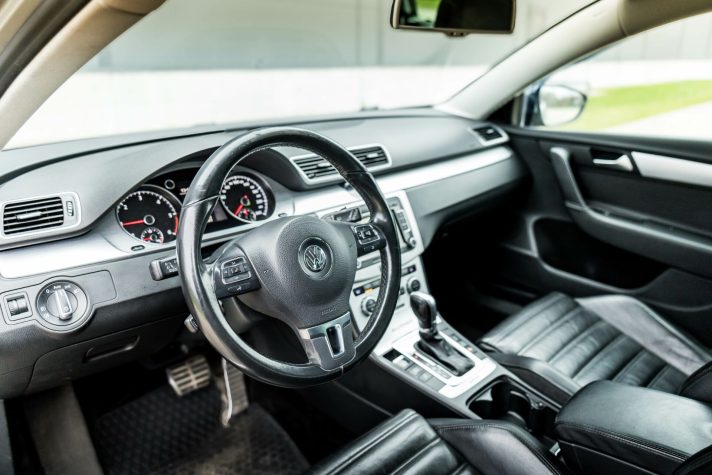VW PASSAT