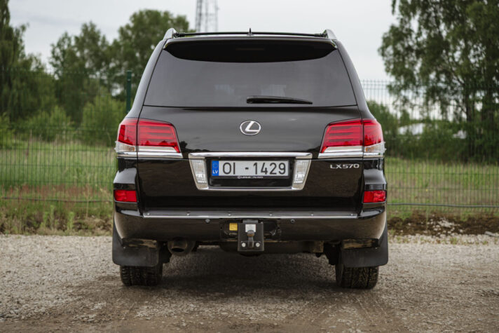 LEXUS LX 570