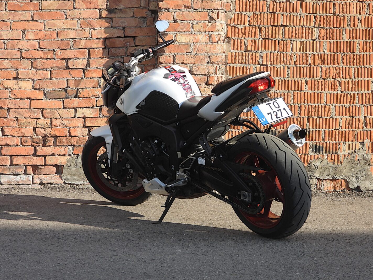YAMAHA FZ 1