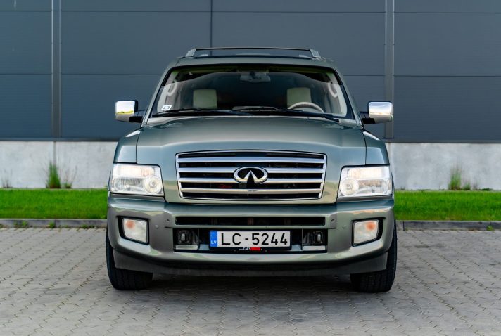INFINITI QX56