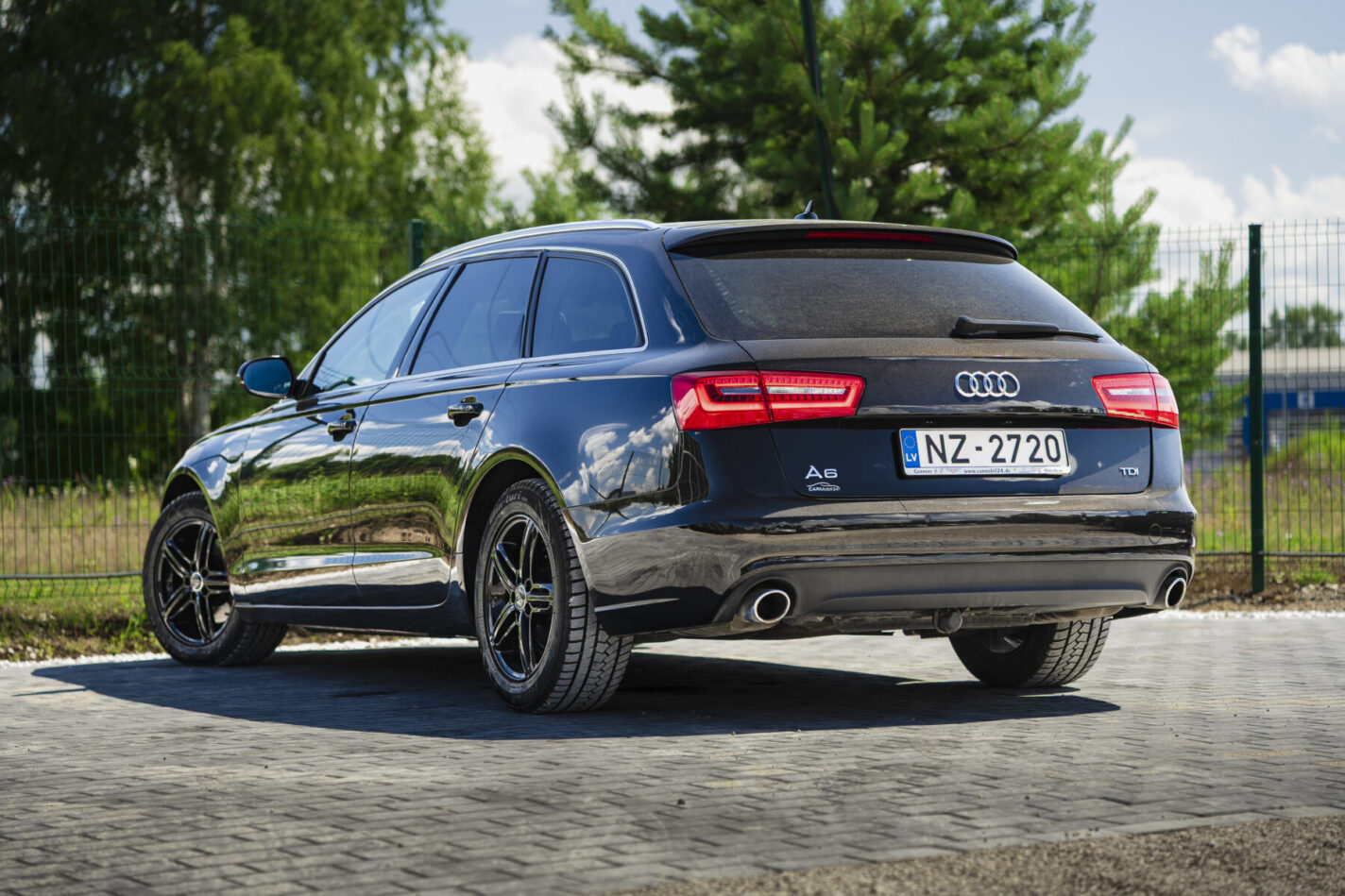 AUDI A6 AVANT