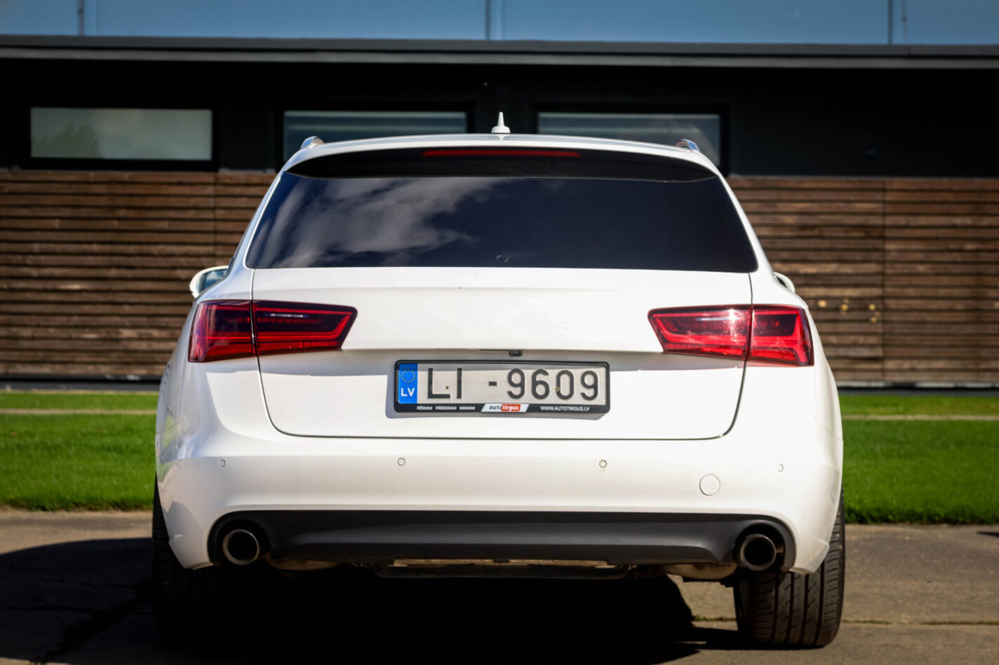 AUDI A6 AVANT