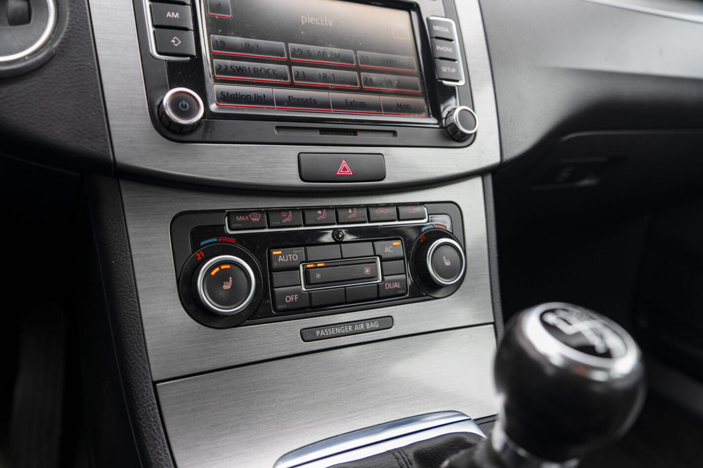 VW PASSAT