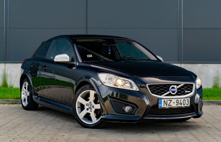 VOLVO C30