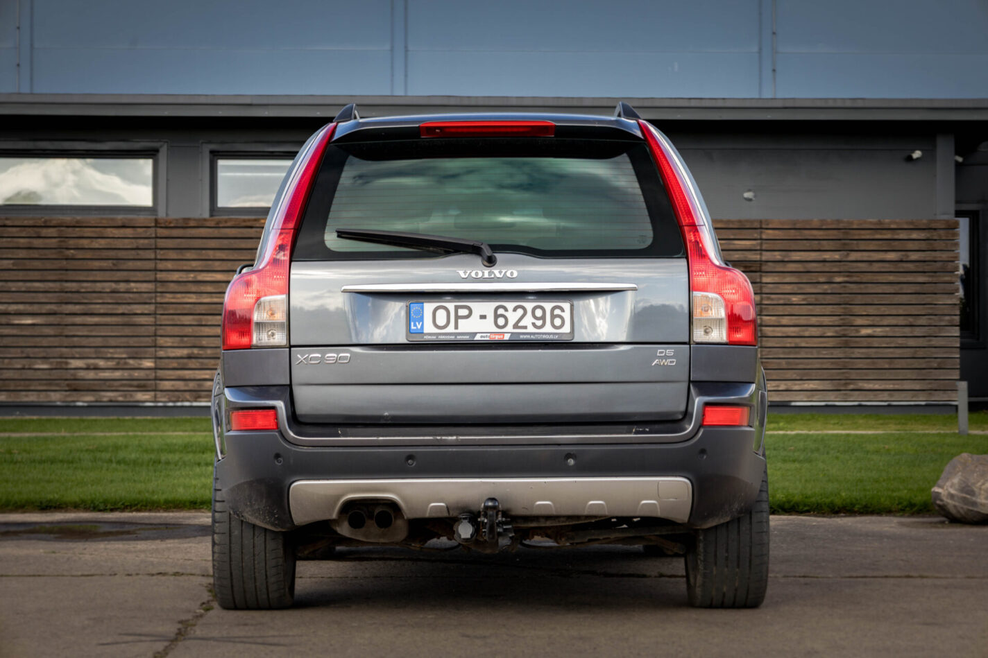 VOLVO XC90