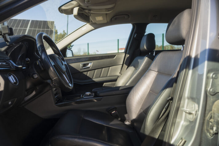 MERCEDES BENZ E250