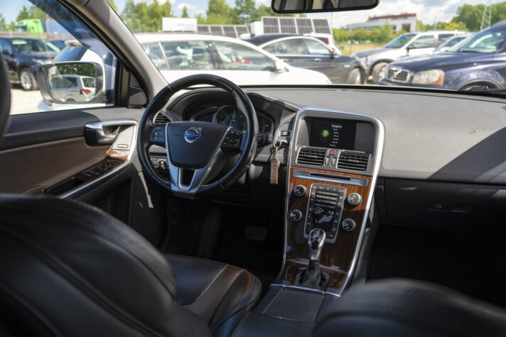 VOLVO XC 60