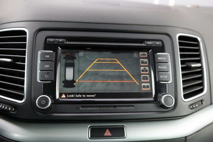 VW SHARAN