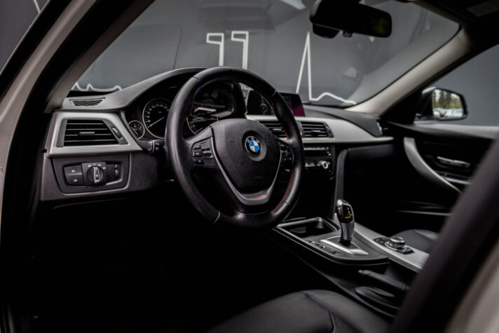 BMW 318