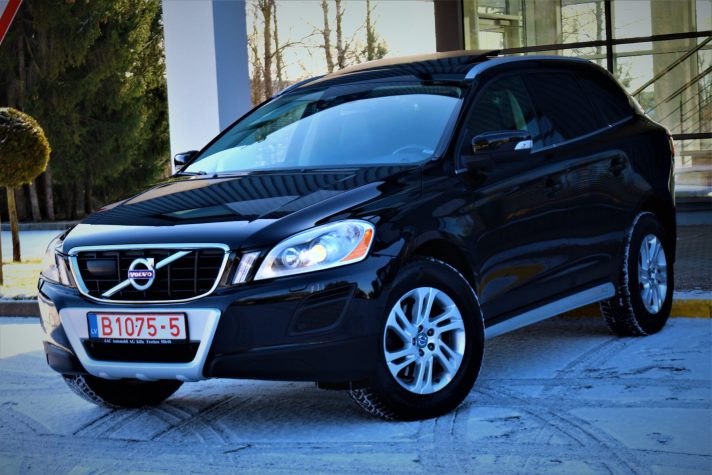 VOLVO XC60 2.4 158KW  SUMMUM AVD AUTOMĀTS