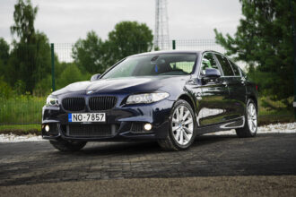 BMW 525