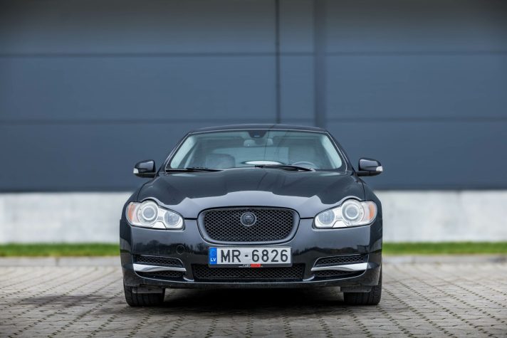 JAGUAR XF