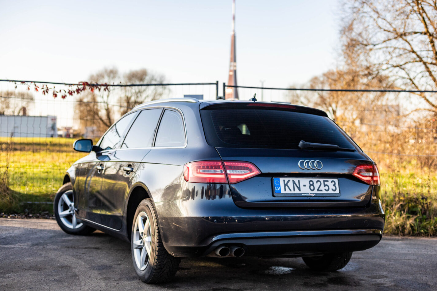 AUDI A4 AVANT