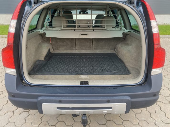 VOLVO XC70 2.4D D5